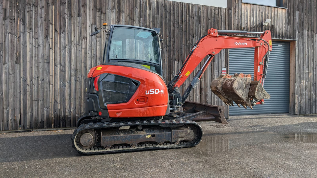 KUBOTA U50-5 - Miniexcavadora: foto 1 KUBOTA U50-5 - Miniexcavadora: foto 1