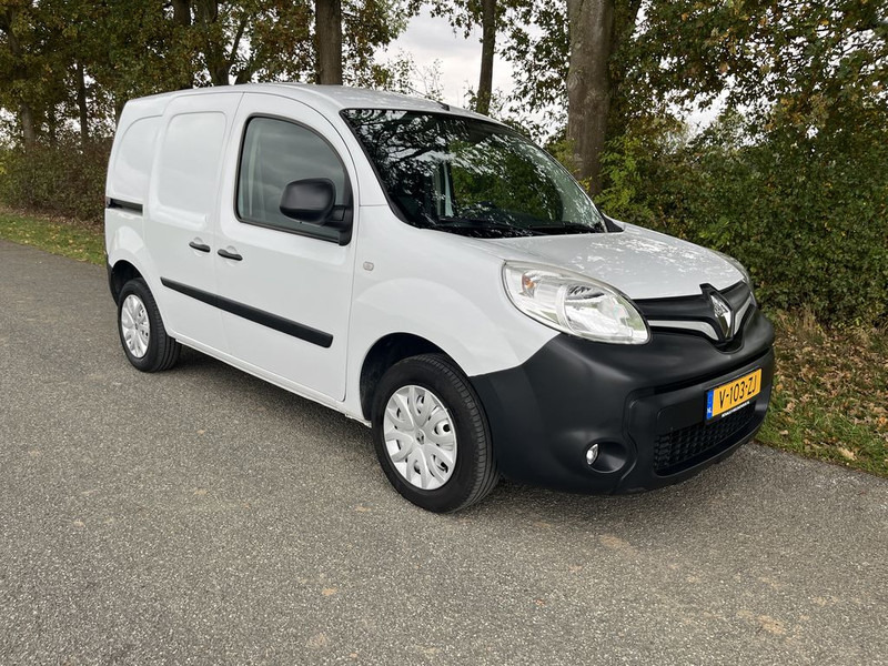 Renault Kangoo 1.5 dCi 90pk E6 Comfort BPM Vrij! Lease €129 p/m, Airco, PDC, Volledig onderhoudshistorie aanwezig - Furgoneta pequeña: foto 1 Renault Kangoo 1.5 dCi 90pk E6 Comfort BPM Vrij! Lease €129 p/m, Airco, PDC, Volledig onderhoudshistorie aanwezig - Furgoneta pequeña: foto 1