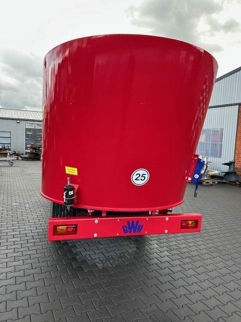 Mayer Siloking Futtermischwagen 20-30cb - Desensiladora: foto 4 Mayer Siloking Futtermischwagen 20-30cb - Desensiladora: foto 4