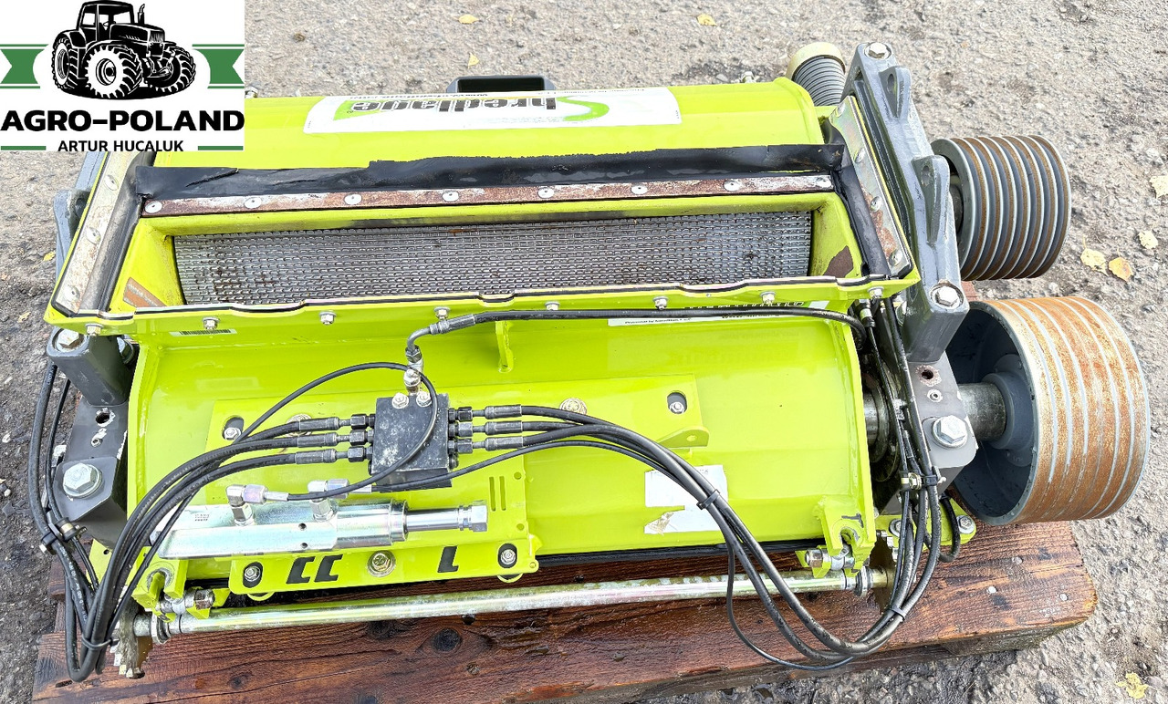 CLAAS GNIOTOWNIK SHREDLAGE MCC-L CLAAS JAGUAR - MAŁO UŻYWANY - Cosechadora de forraje: foto 2 CLAAS GNIOTOWNIK SHREDLAGE MCC-L CLAAS JAGUAR - MAŁO UŻYWANY - Cosechadora de forraje: foto 2