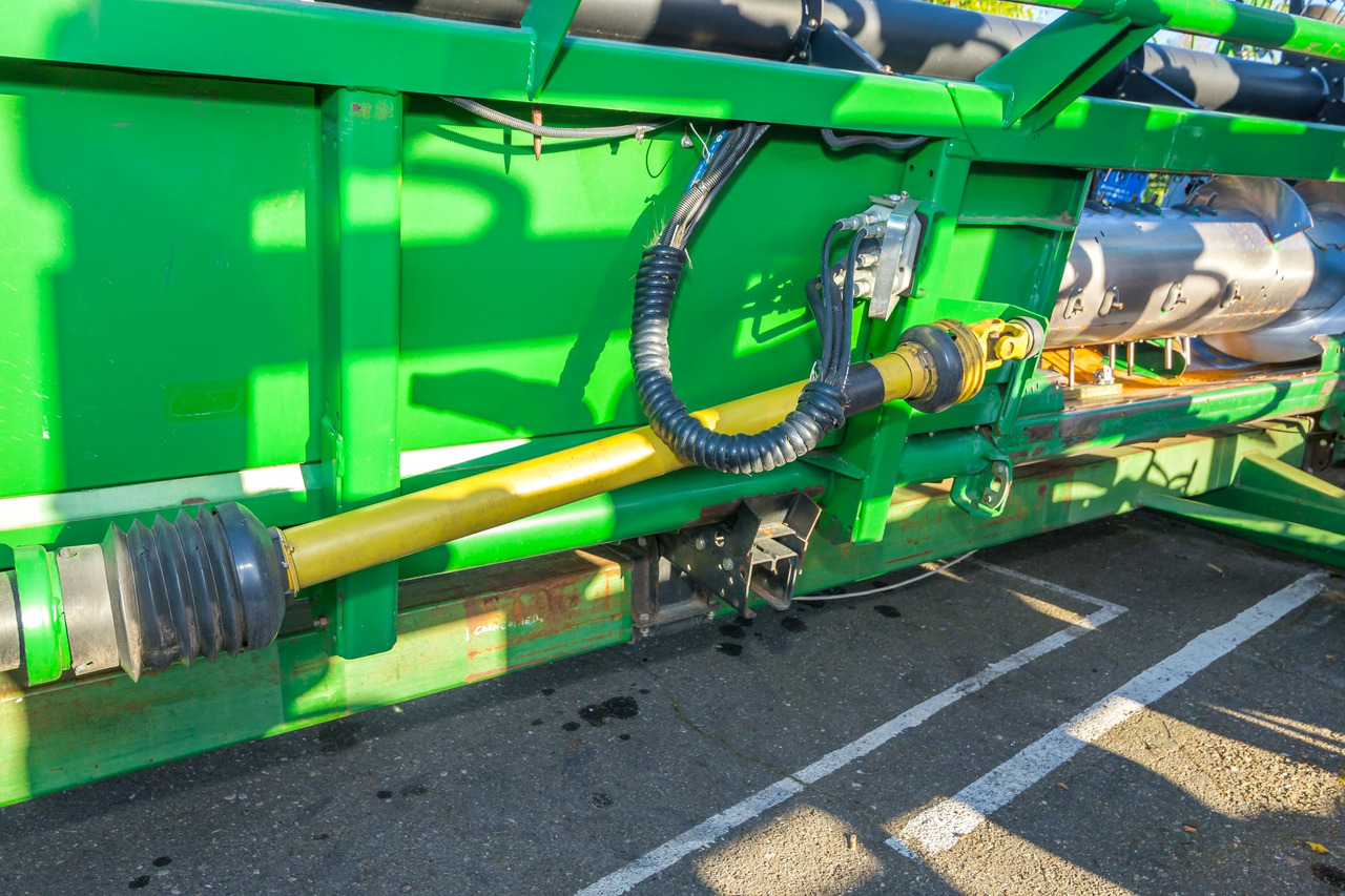 JOHN DEERE 635 R - 10,7 M - 2013 ROK - Cabezal de grano: foto 3 JOHN DEERE 635 R - 10,7 M - 2013 ROK - Cabezal de grano: foto 3