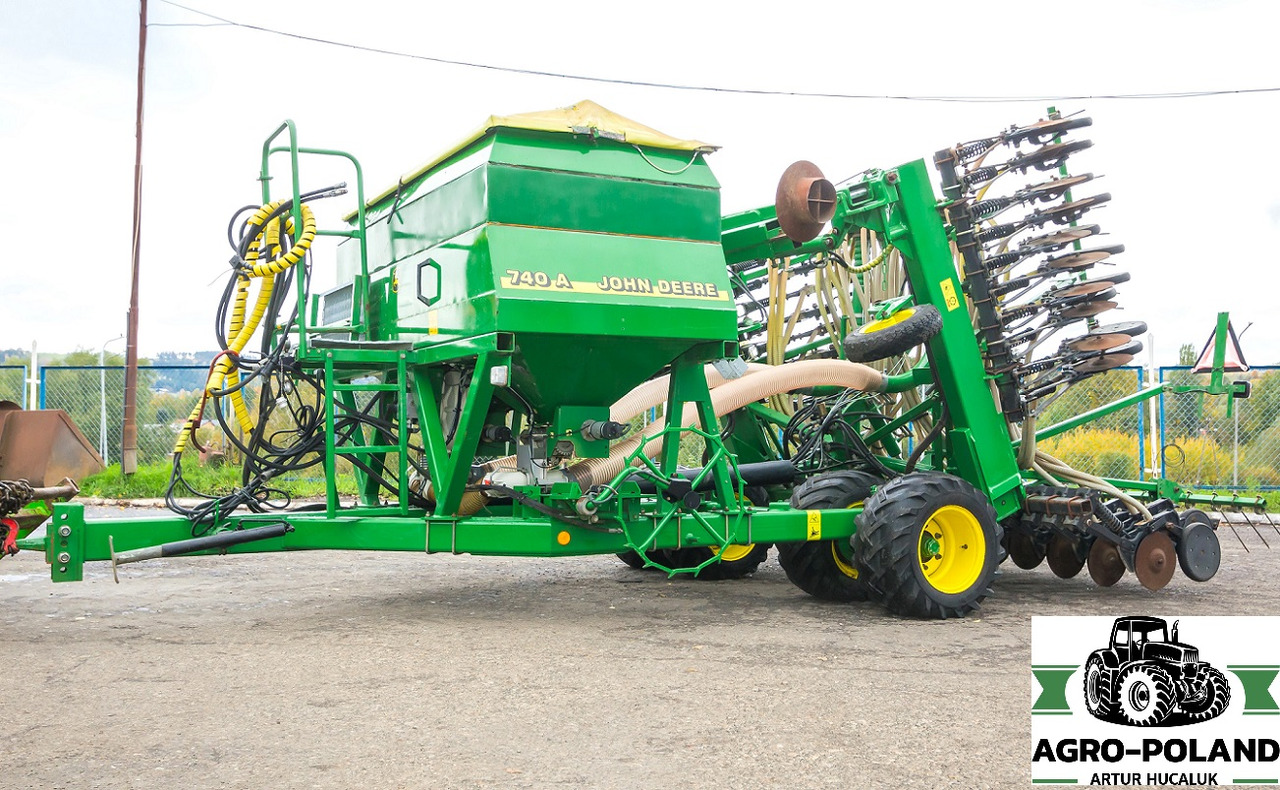 JOHN DEERE 740A - 2008 ROK - 6 M - Sembradora: foto 1 JOHN DEERE 740A - 2008 ROK - 6 M - Sembradora: foto 1