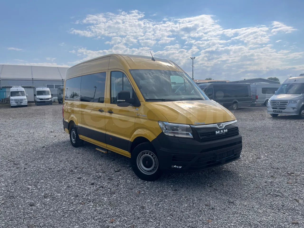 Man Mercus - Autobús suburbano: foto 1 Man Mercus - Autobús suburbano: foto 1