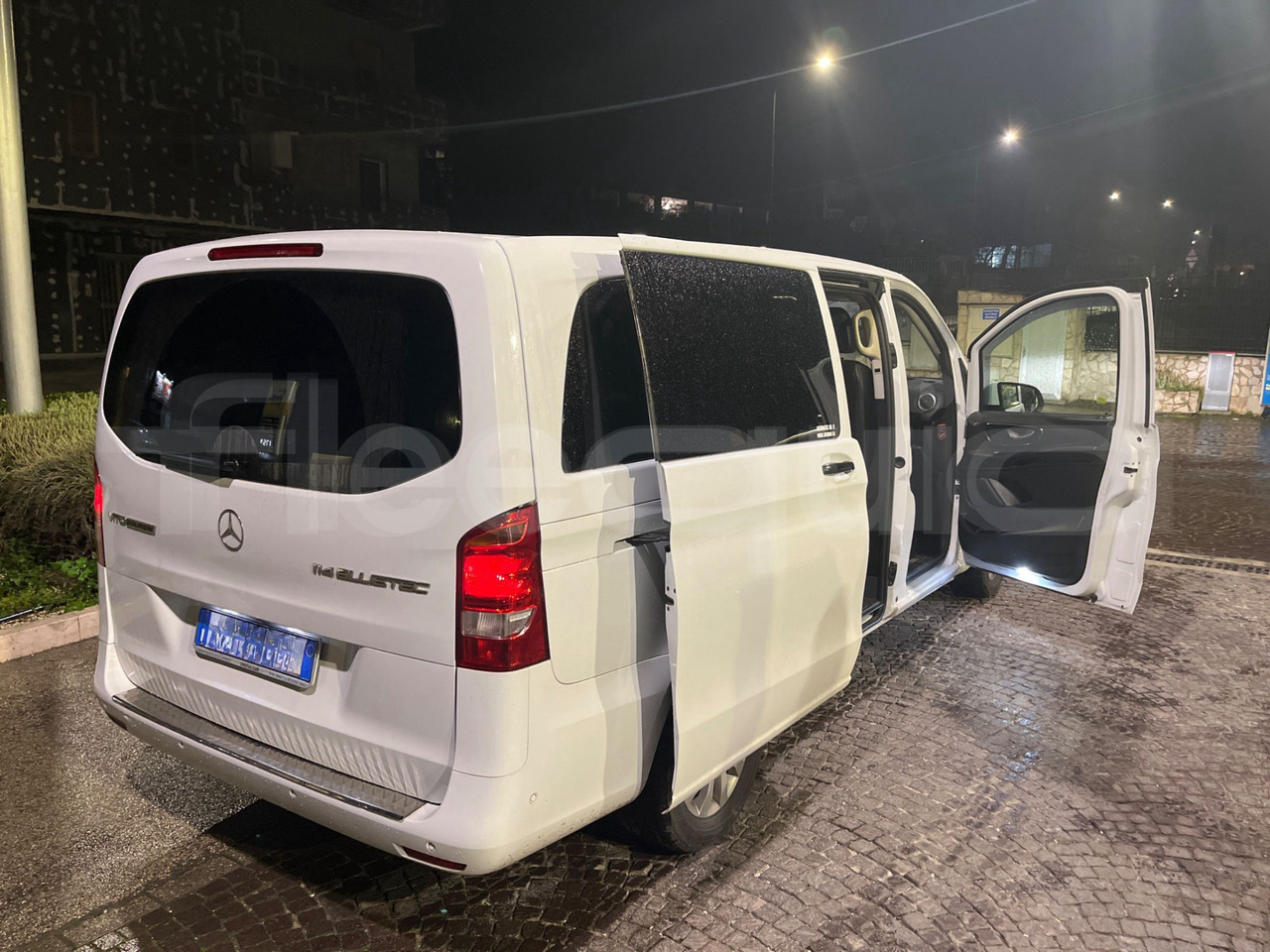 Minibús, Furgoneta de pasajeros Mercedes-Benz Vito Tourer: foto 8