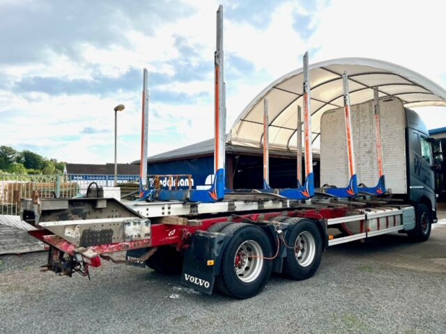 ALUCAR Holzaufbau mit Rungen - Maquinaria forestal: foto 1 ALUCAR Holzaufbau mit Rungen - Maquinaria forestal: foto 1