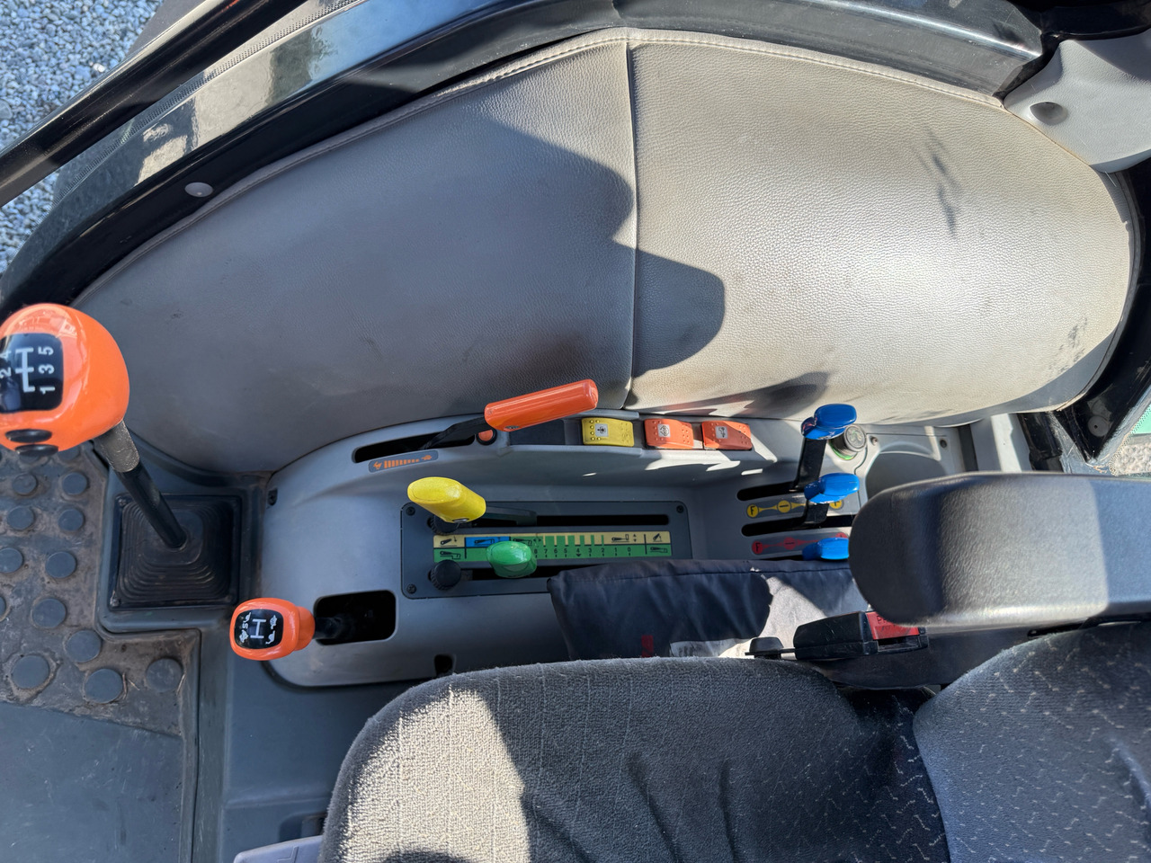 Tractor Deutz Agrofarm 410: foto 12