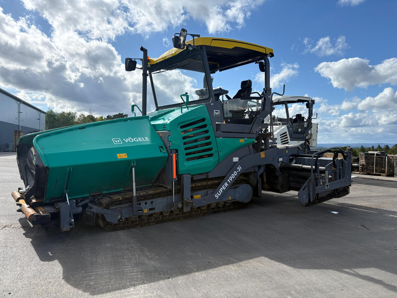 VÖGELE SUPER 1900-3i - Pavimentadora de asfalto: foto 1 VÖGELE SUPER 1900-3i - Pavimentadora de asfalto: foto 1