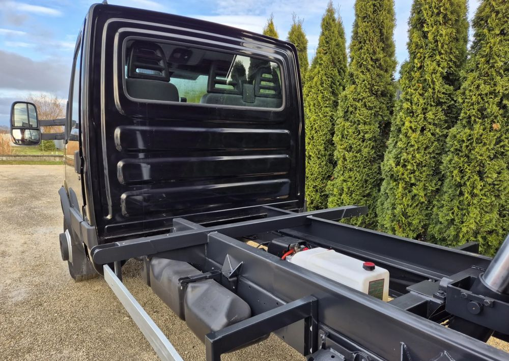 Iveco 65C18 / 3.0 180KM/ Nowa Wywrotka 3-stronna/ - Furgoneta basculante: foto 4 Iveco 65C18 / 3.0 180KM/ Nowa Wywrotka 3-stronna/ - Furgoneta basculante: foto 4