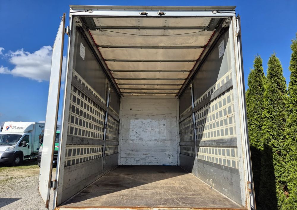 Renault D Gama 3.0Dxi 150KM Iveco Plandeka - Camión lona: foto 4 Renault D Gama 3.0Dxi 150KM Iveco Plandeka - Camión lona: foto 4