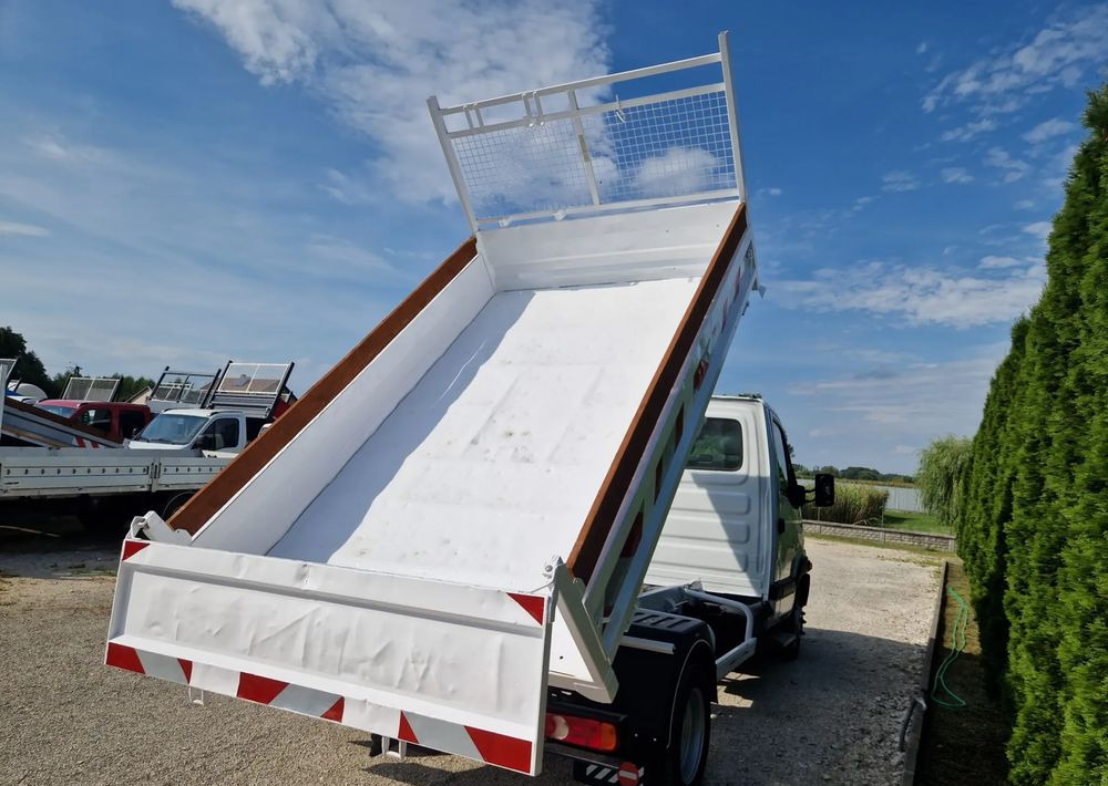 Renault Mascott 3.0 DXI - Furgoneta basculante: foto 4 Renault Mascott 3.0 DXI - Furgoneta basculante: foto 4