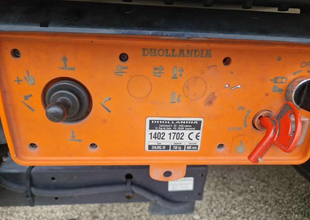 Winda Dhollandia 750kg, 2014 rok, stan idealny! - Trampilla elevadora: foto 3 Winda Dhollandia 750kg, 2014 rok, stan idealny! - Trampilla elevadora: foto 3