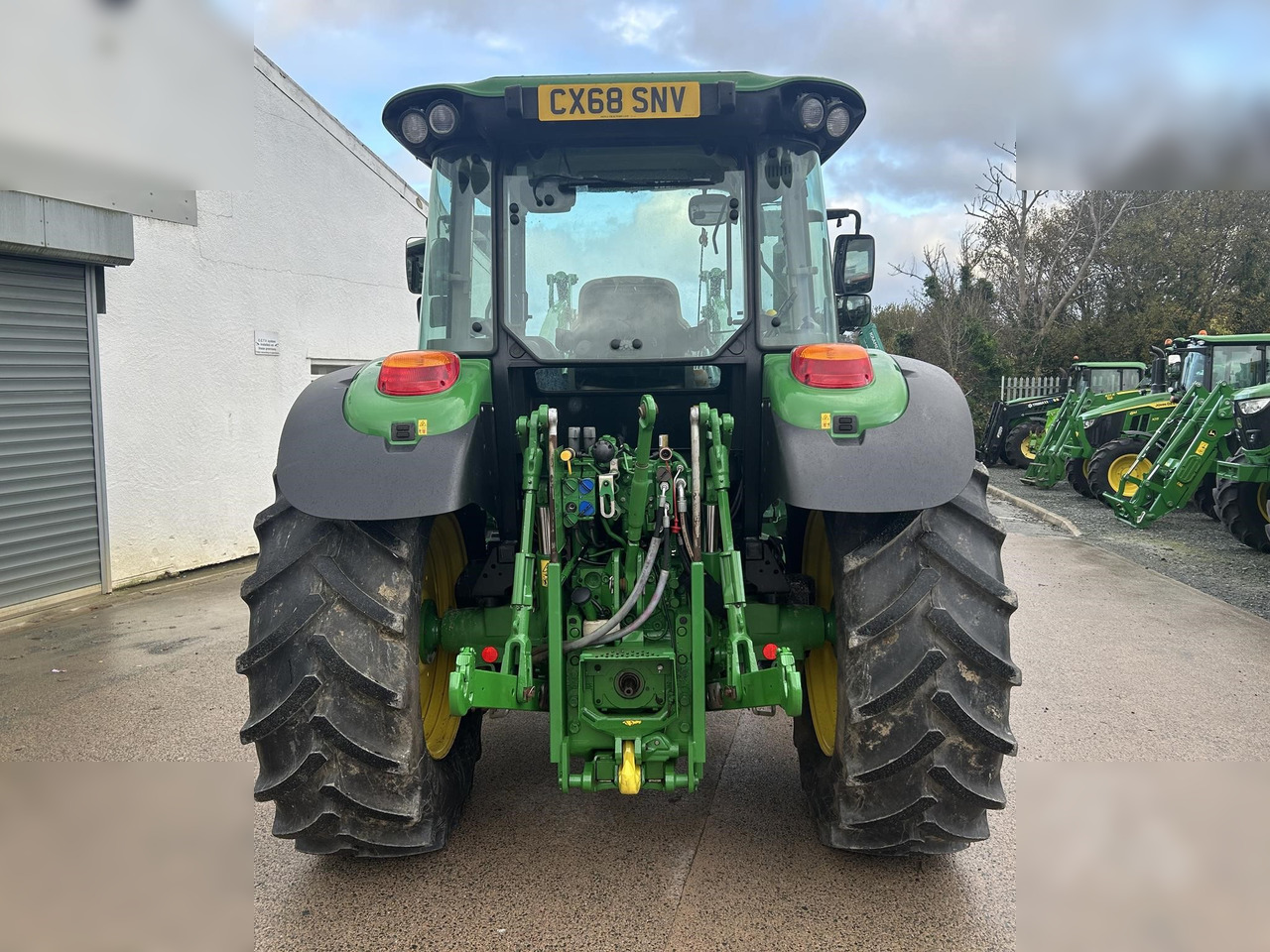 2018 JOHN DEERE 6115MC - Tractor: foto 4 2018 JOHN DEERE 6115MC - Tractor: foto 4