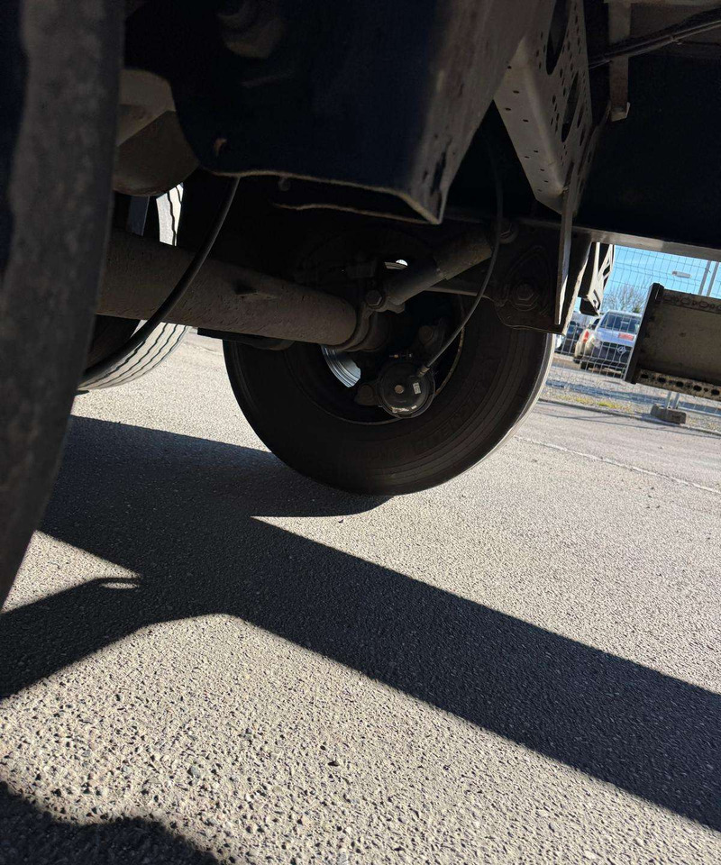 Krone Standart - Semirremolque caja cerrada: foto 5 Krone Standart - Semirremolque caja cerrada: foto 5