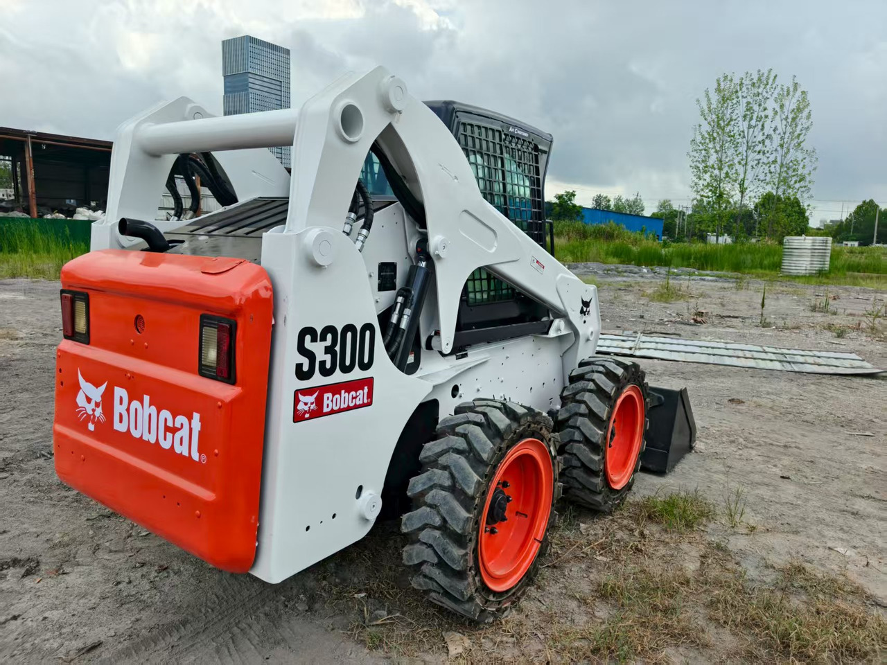 BOBCAT skid steer loader S300 Mining/Agriculture/Urban Construction - Minicargadora: foto 4 BOBCAT skid steer loader S300 Mining/Agriculture/Urban Construction - Minicargadora: foto 4