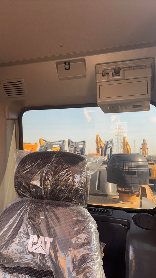 CATERPILLAR 330D2L used excavator source supply - Excavadora de cadenas: foto 5 CATERPILLAR 330D2L used excavator source supply - Excavadora de cadenas: foto 5
