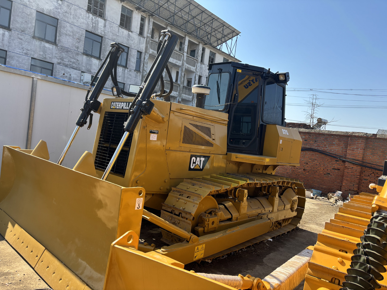 CATERPILLAR D7G - Bulldozer: foto 1 CATERPILLAR D7G - Bulldozer: foto 1