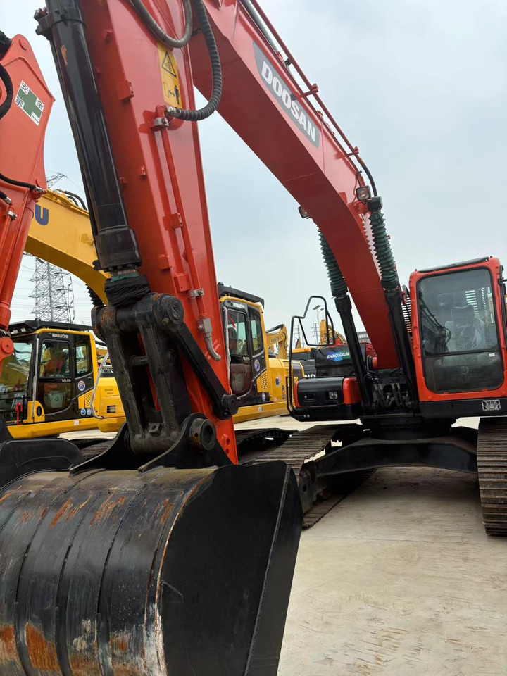 DOOSAN dx225 excavator original - Excavadora de cadenas: foto 4 DOOSAN dx225 excavator original - Excavadora de cadenas: foto 4