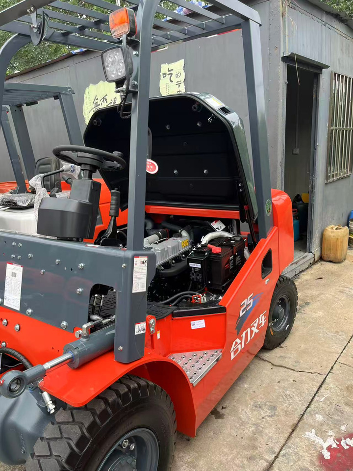 Heli brand new 2.5T diesel forklift famous China brand (Clamp available) - Carretilla elevadora diésel: foto 1 Heli brand new 2.5T diesel forklift famous China brand (Clamp available) - Carretilla elevadora diésel: foto 1