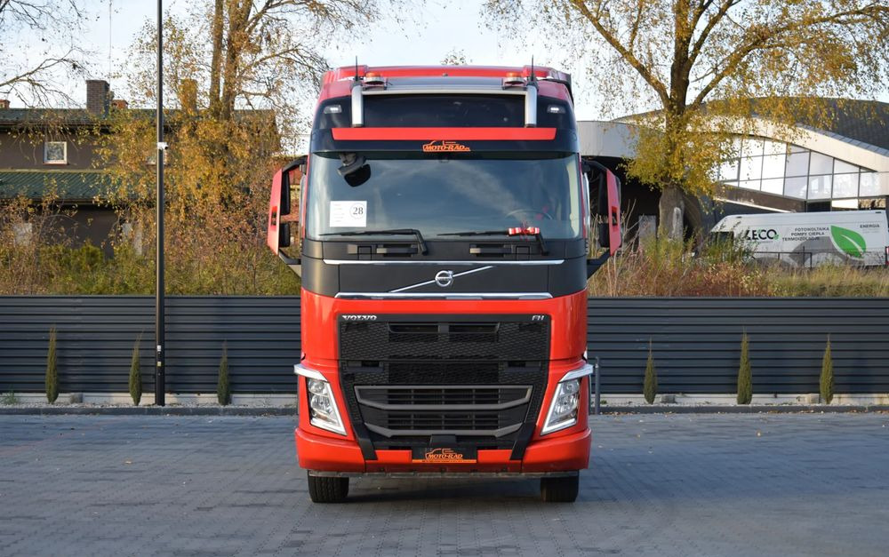 Volvo FH500 / HYDRAULIKA / EURO 6 / ACC / LEDY / ALUFELGI / SERWISOWANY / SPROWADZONY - Cabeza tractora: foto 2 Volvo FH500 / HYDRAULIKA / EURO 6 / ACC / LEDY / ALUFELGI / SERWISOWANY / SPROWADZONY - Cabeza tractora: foto 2