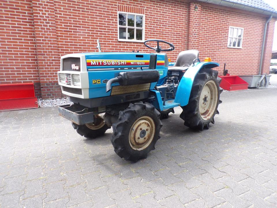 Kleintraktor Mitsubishi MT1601D - Mini tractor: foto 1 Kleintraktor Mitsubishi MT1601D - Mini tractor: foto 1
