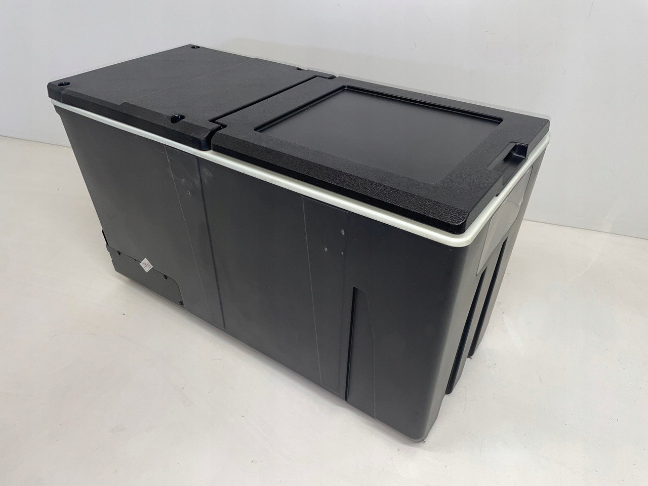 LODÓWKA MERCEDES ACTROS MP4 MP 4 SZEROKA KABINA - Cabina e interior para Camión: foto 1 LODÓWKA MERCEDES ACTROS MP4 MP 4 SZEROKA KABINA - Cabina e interior para Camión: foto 1