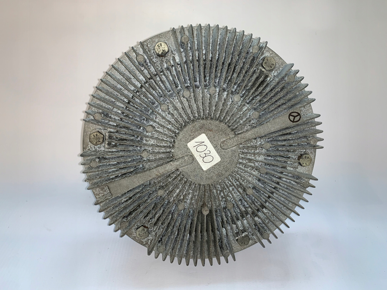 SPRZĘGŁO WISKOTYCZNE WISCOZA MERCEDES ACTROS MP2 - Ventilador para Camión: foto 1 SPRZĘGŁO WISKOTYCZNE WISCOZA MERCEDES ACTROS MP2 - Ventilador para Camión: foto 1