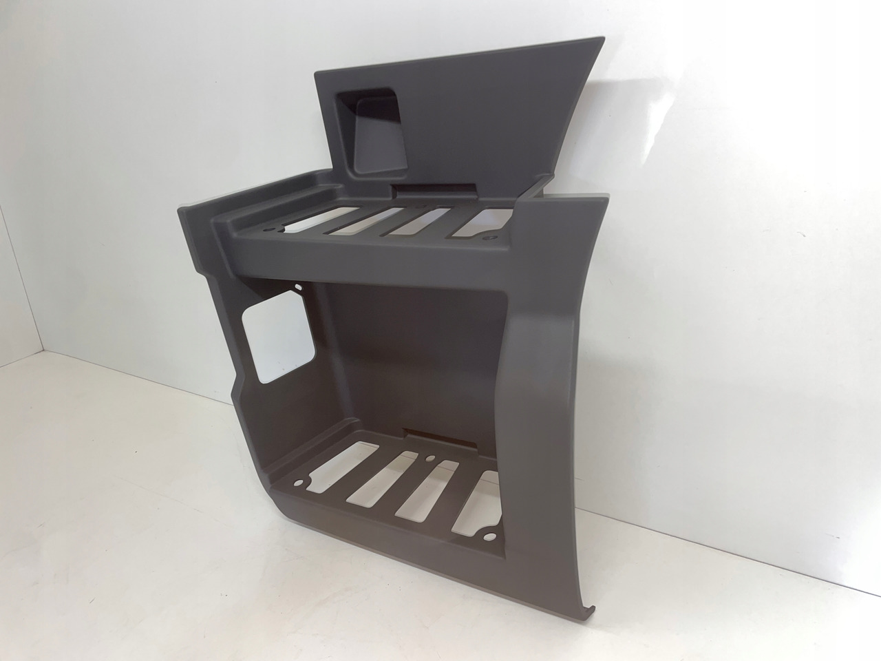 STOPNICA DOLNY STOPIEŃ MAN TGX TGX3 TG-3 81615200075 - Peldaño para Camión: foto 3 STOPNICA DOLNY STOPIEŃ MAN TGX TGX3 TG-3 81615200075 - Peldaño para Camión: foto 3