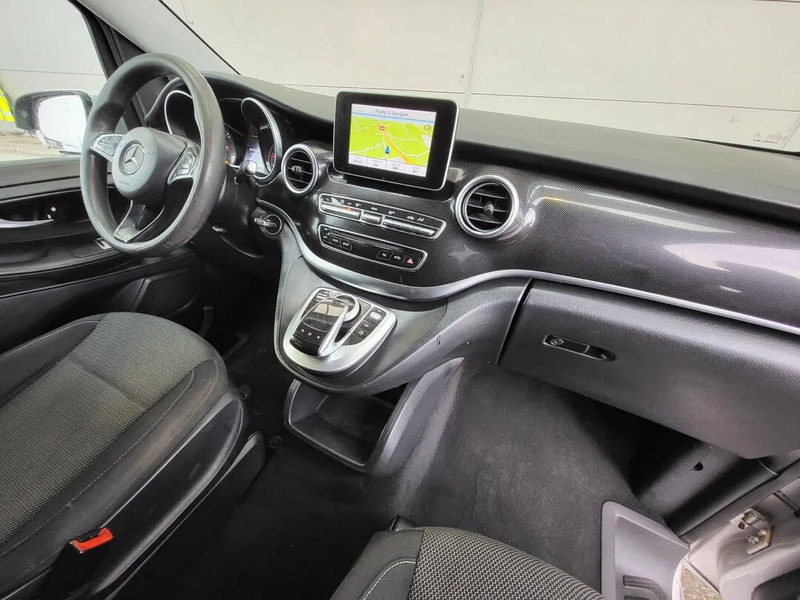 Furgoneta pequeña, Furgoneta combi Mercedes-Benz V-Klasse: foto 13