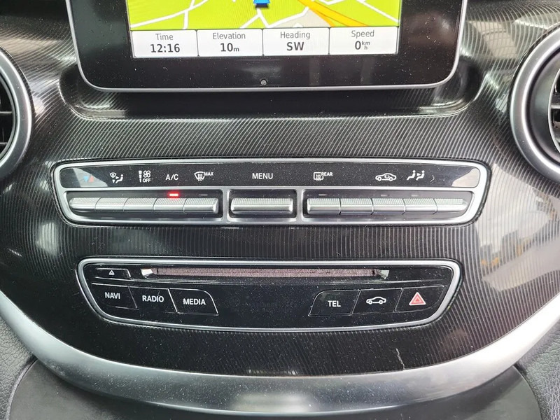 Furgoneta pequeña, Furgoneta combi Mercedes-Benz V-Klasse: foto 15