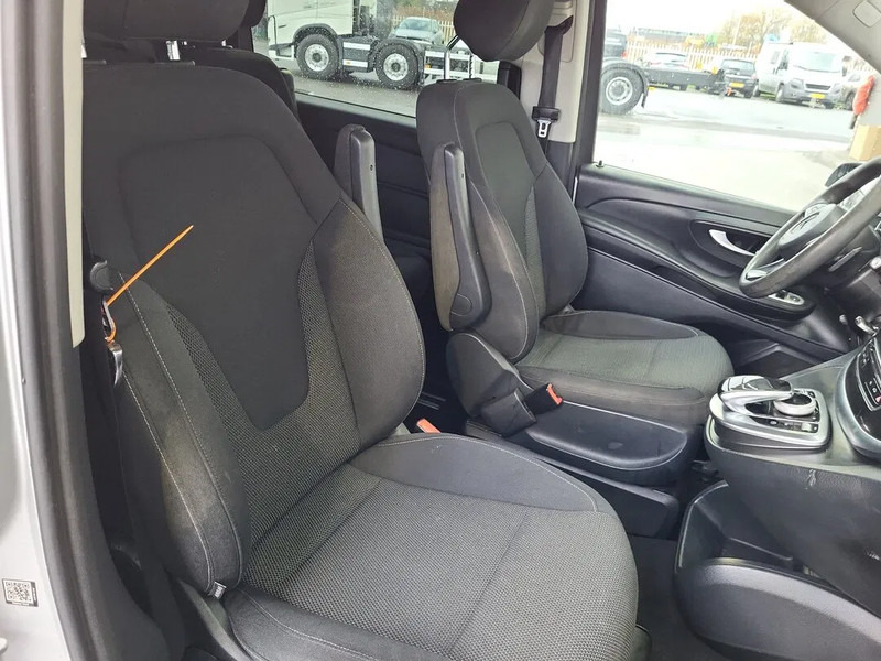 Furgoneta pequeña, Furgoneta combi Mercedes-Benz V-Klasse: foto 10