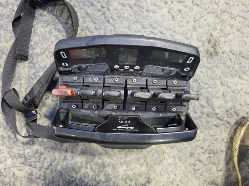 Camión con equipo de cable Scania P360 P360: foto 9