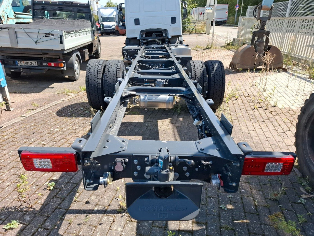 Iveco ML 140-280 FFH, Fahrgestell, Luft, Klima, ... - Camión chasis: foto 3 Iveco ML 140-280 FFH, Fahrgestell, Luft, Klima, ... - Camión chasis: foto 3