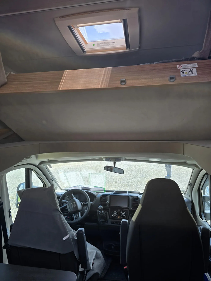 Weinsberg CaraHome 550 MG Markise, AHK, LED - Autocaravana capuchina: foto 5 Weinsberg CaraHome 550 MG Markise, AHK, LED - Autocaravana capuchina: foto 5