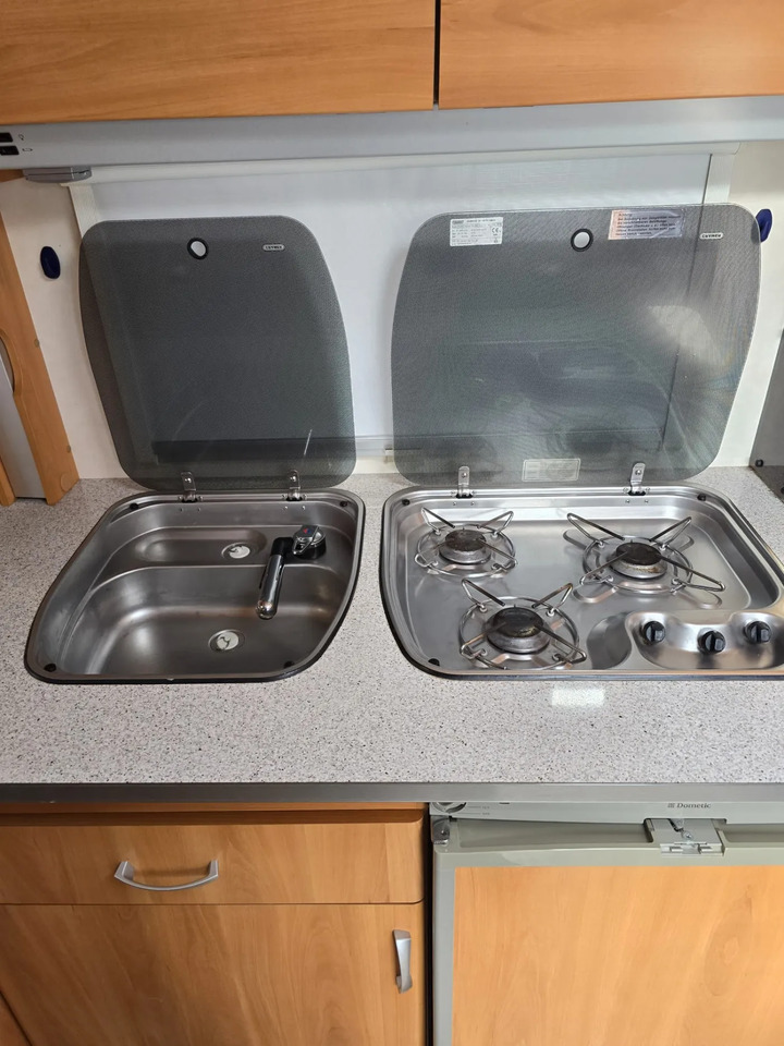 Wohnwagen Wilk S5 451 HTD - Caravana: foto 5 Wohnwagen Wilk S5 451 HTD - Caravana: foto 5