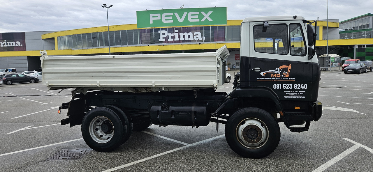 MERCEDES-BENZ 1314 - Camión volquete: foto 3 MERCEDES-BENZ 1314 - Camión volquete: foto 3