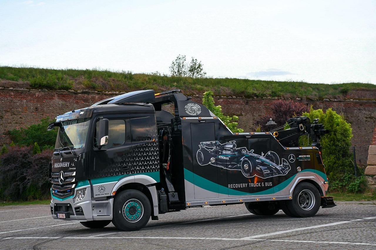 MERCEDES-BENZ Actros 2043 - Grua de remolque autos: foto 1 MERCEDES-BENZ Actros 2043 - Grua de remolque autos: foto 1