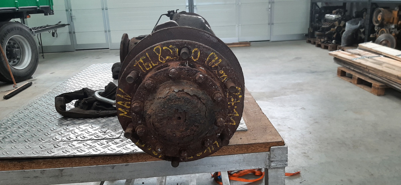 Gebrauchte MAN TGL 8.220, Vorderachse, Artikel - Nr. : 81.35010 - 6274 - Eje delantero para Camión: foto 3 Gebrauchte MAN TGL 8.220, Vorderachse, Artikel - Nr. : 81.35010 - 6274 - Eje delantero para Camión: foto 3