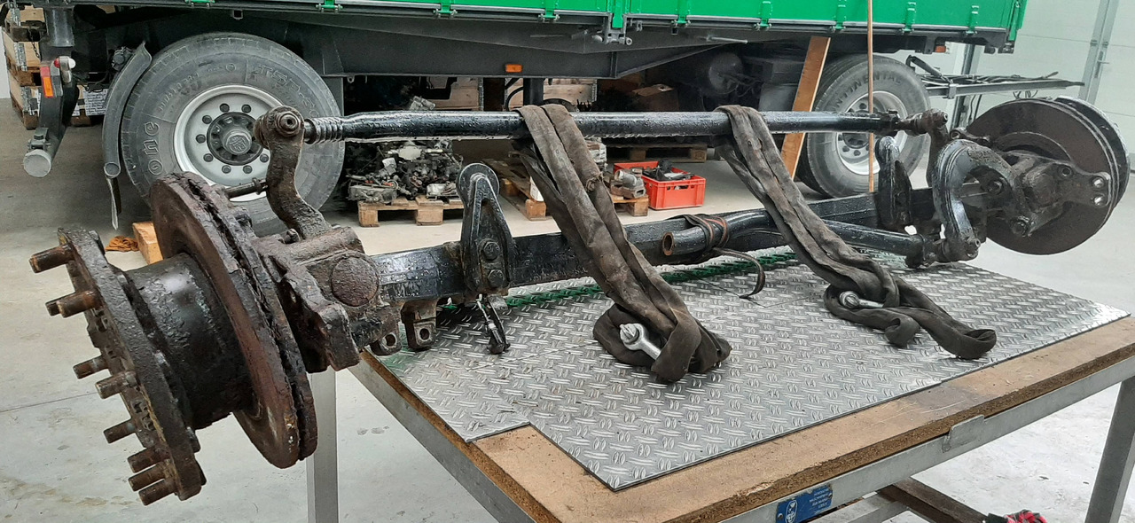 Gebrauchte MAN TGX 26.440 XXL, Vorderachse, Artikel - Nr. : 81.44001 - 7045 - Eje delantero para Camión: foto 2 Gebrauchte MAN TGX 26.440 XXL, Vorderachse, Artikel - Nr. : 81.44001 - 7045 - Eje delantero para Camión: foto 2