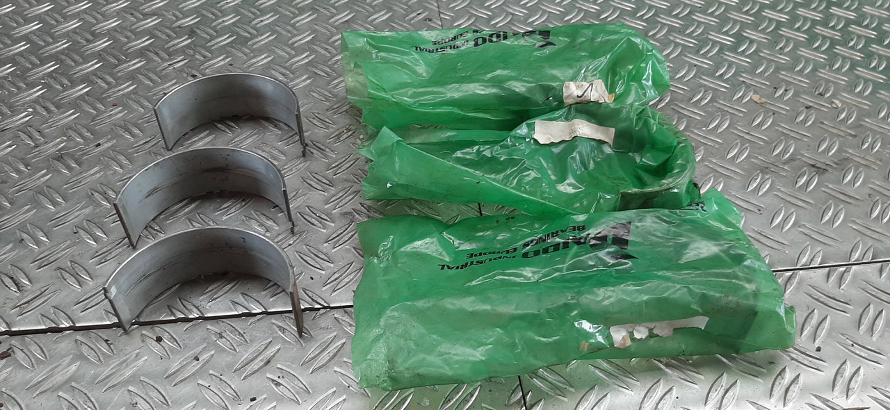 Neuwertige DAIDO Lager, Schellen, halbrund für Waukesha Gasmotor, Artikel - Nr. : 81.99999 - 9999 - Cojinete de motor para Camión: foto 5 Neuwertige DAIDO Lager, Schellen, halbrund für Waukesha Gasmotor, Artikel - Nr. : 81.99999 - 9999 - Cojinete de motor para Camión: foto 5