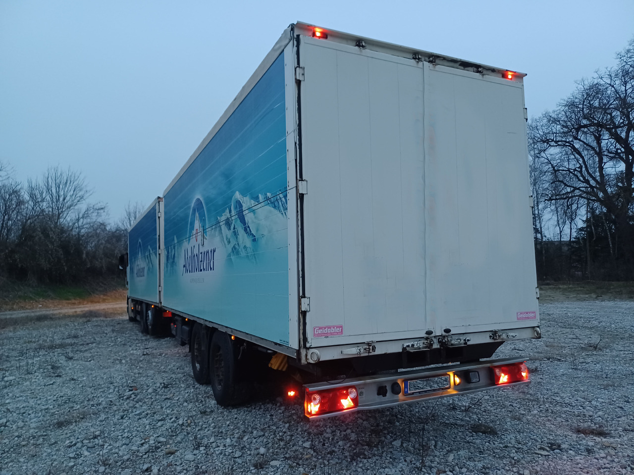 Tandem Getränke Anhänger Geidobler, TYP : TD GAL 18 - Remolque transporte de bebidas: foto 2 Tandem Getränke Anhänger Geidobler, TYP : TD GAL 18 - Remolque transporte de bebidas: foto 2