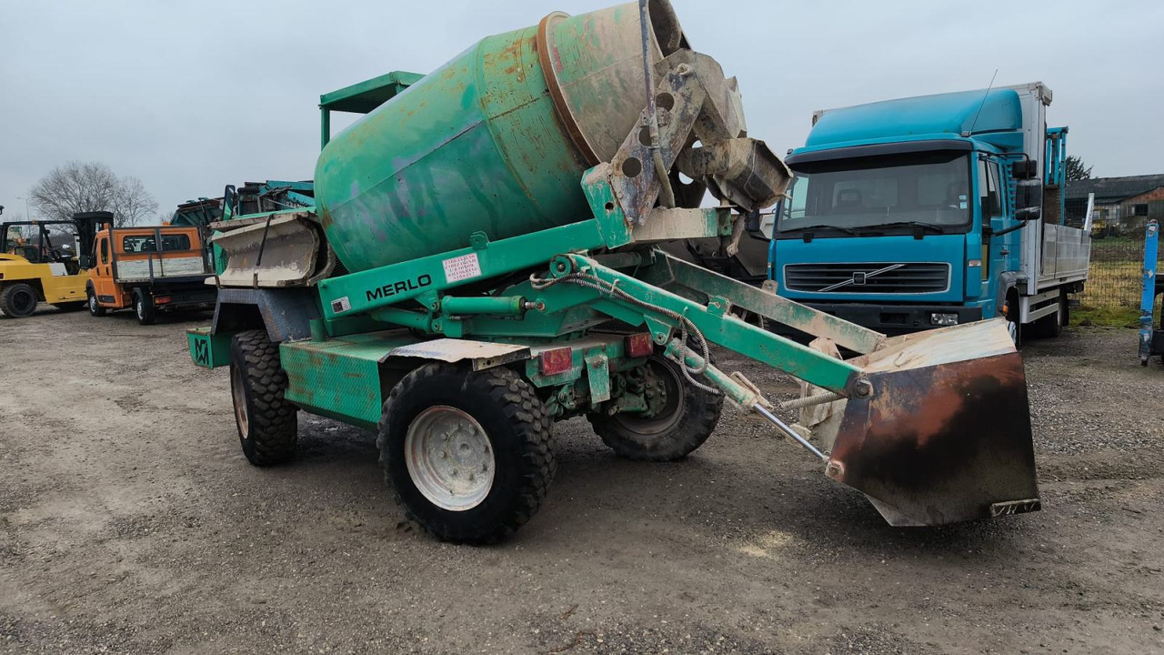 MERLO, 1995 god. - Camión hormigonera: foto 2 MERLO, 1995 god. - Camión hormigonera: foto 2