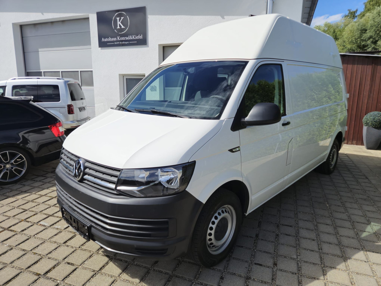 Volkswagen T6 Transporter Benzin Hochdach LR Standheizung - Furgoneta pequeña: foto 1 Volkswagen T6 Transporter Benzin Hochdach LR Standheizung - Furgoneta pequeña: foto 1