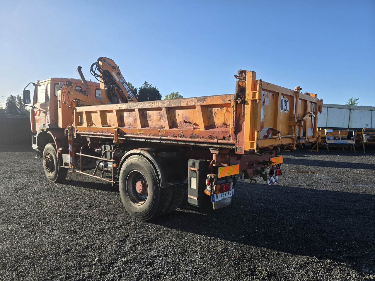 Renault G300 / 4x4 - Camión volquete, Camión grúa: foto 5 Renault G300 / 4x4 - Camión volquete, Camión grúa: foto 5