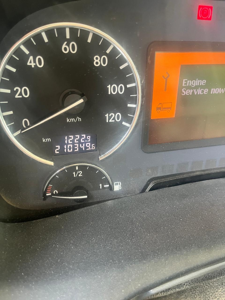 MERCEDES-BENZ Actros 3341 - Camión chasis: foto 2 MERCEDES-BENZ Actros 3341 - Camión chasis: foto 2