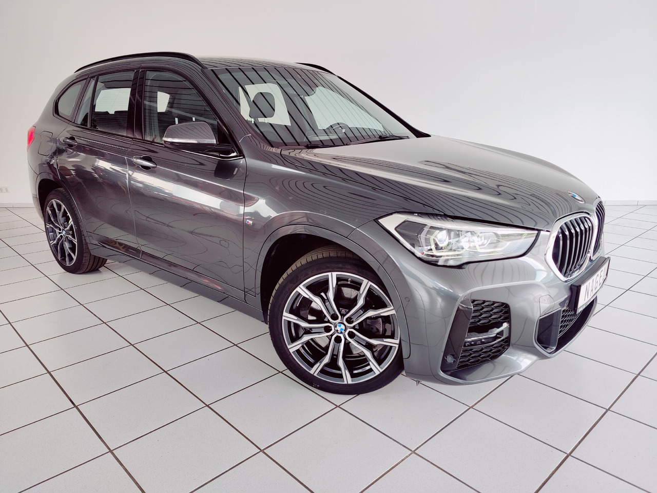 BMW X1 xDrive 20 d M Sport Navi Ambiente PDC SHZ Apple Android - SUV/ Todoterreno: foto 3 BMW X1 xDrive 20 d M Sport Navi Ambiente PDC SHZ Apple Android - SUV/ Todoterreno: foto 3
