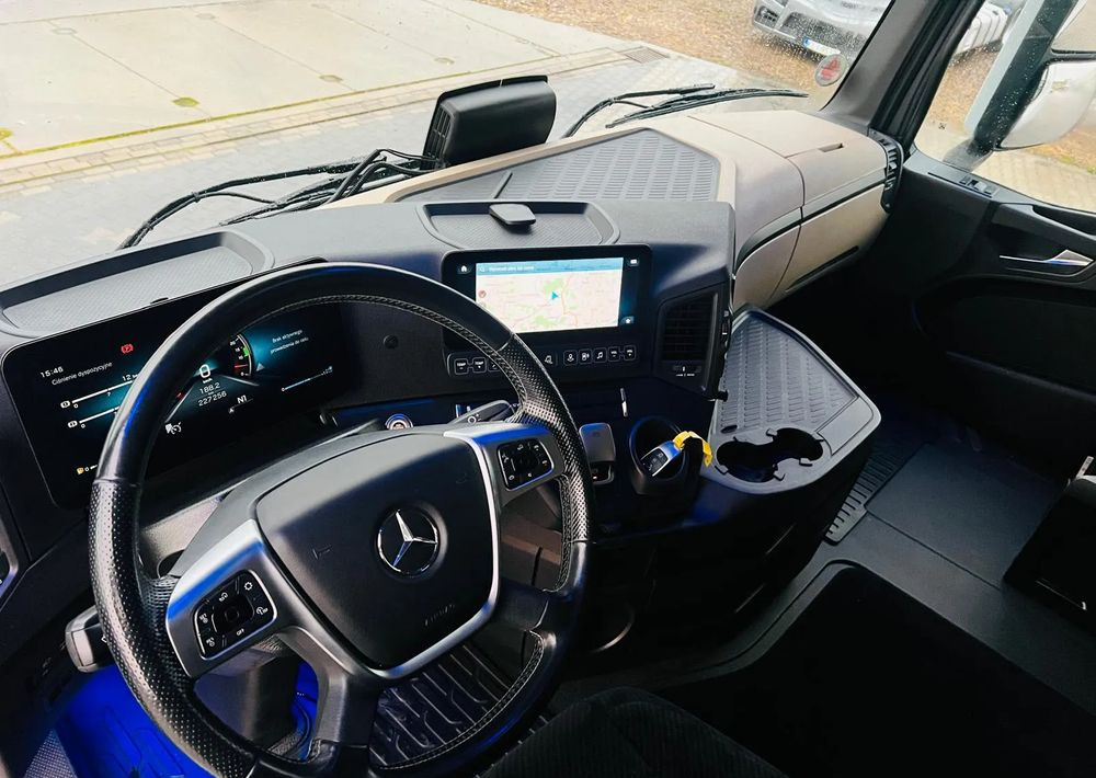 Cabeza tractora Mercedes-Benz ACTROS 1845: foto 10 Cabeza tractora Mercedes-Benz ACTROS 1845: foto 10