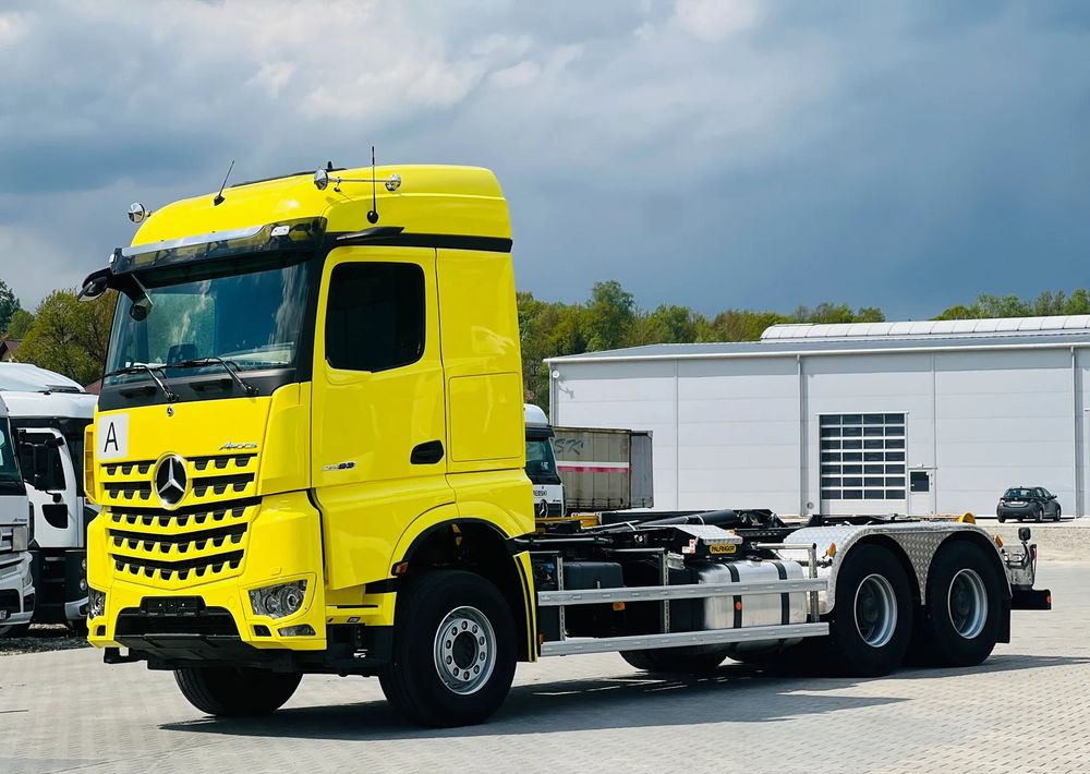 Mercedes-Benz AROCS 2663 / HAKOWIEC / 6X4 / PALFINGER / RETARDER / - Camión multibasculante: foto 3 Mercedes-Benz AROCS 2663 / HAKOWIEC / 6X4 / PALFINGER / RETARDER / - Camión multibasculante: foto 3