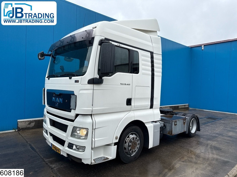 MAN TGX 18 400 EURO 5, Retarder, Mega - Cabeza tractora: foto 1 MAN TGX 18 400 EURO 5, Retarder, Mega - Cabeza tractora: foto 1