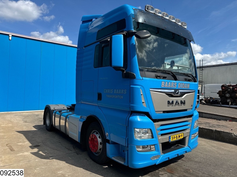 MAN TGX 18 460 Euro 6, Engine defect - Cabeza tractora: foto 3 MAN TGX 18 460 Euro 6, Engine defect - Cabeza tractora: foto 3
