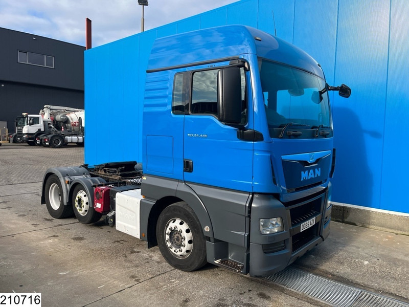 MAN TGX 24 440 6x2, EURO 6, RHD, ADR, Hydraulic - Cabeza tractora: foto 2 MAN TGX 24 440 6x2, EURO 6, RHD, ADR, Hydraulic - Cabeza tractora: foto 2